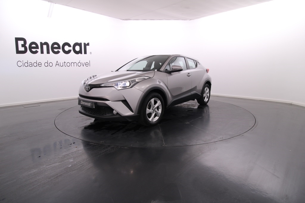  Toyota C-HR 1.2T Confort / Cam. Traseira / JLL