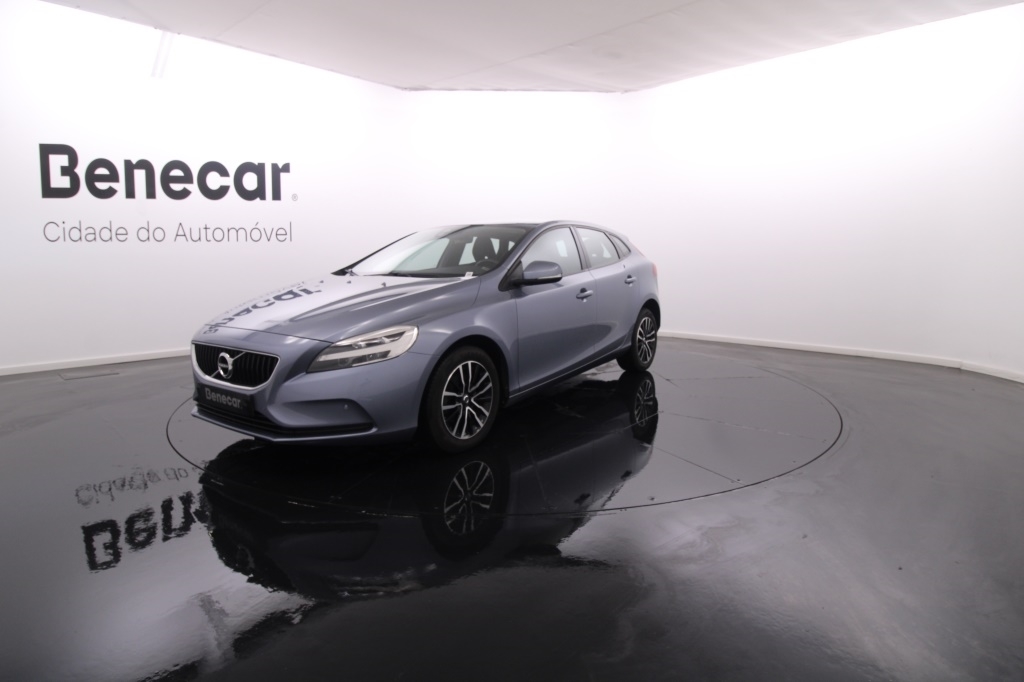  Volvo V40 MOMENTUM ECO Dcv / GPS