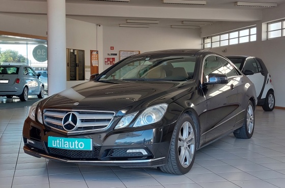 Mercedes-Benz E 250 CDI BlueEfficiency Coupe - Stand