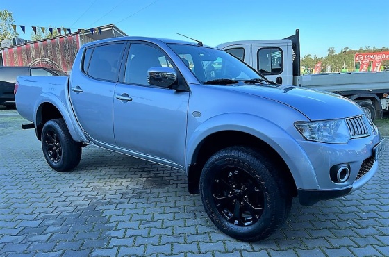 Mitsubishi L DI-D Intense 4WD - Rimauto