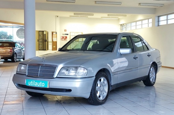 Mercedes-Benz C 200 Diesel Elegance - Stand UtilAuto