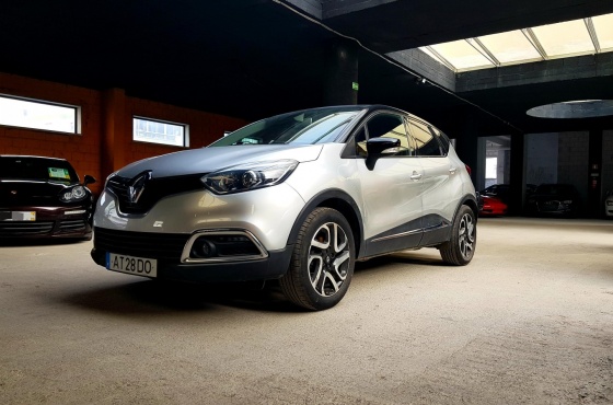 Renault Captur 1.5dCi - Laranjeiras Motors Lda.