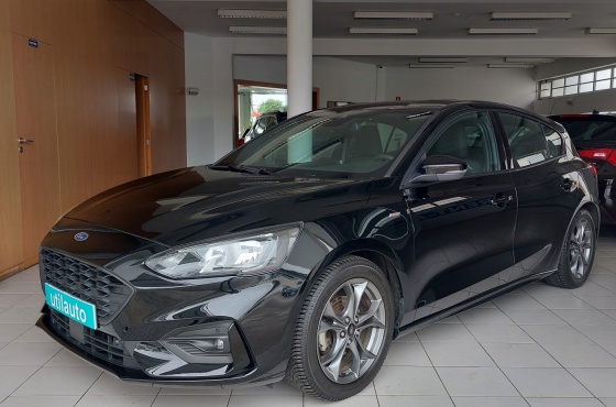 Ford Focus 1.0 EcoBoost ST-Line - Stand UtilAuto