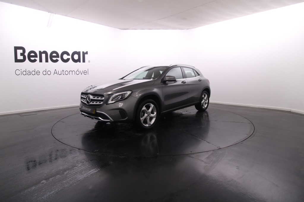  Mercedes-Benz Classe GLA GLA180 d Urban