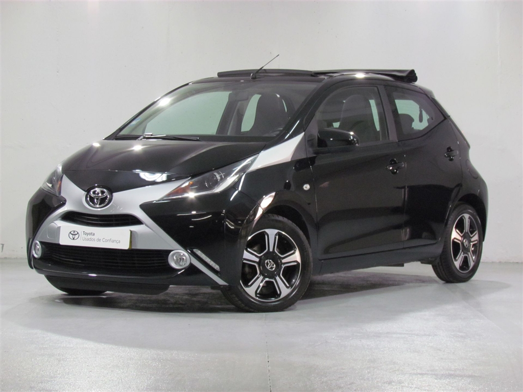  Toyota Aygo 5P 1.0 x-clusiv