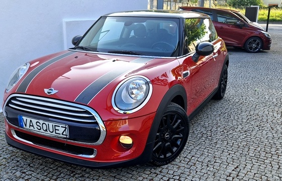 Mini Cooper 1.5 D 116 cv - Vasquez Automóveis