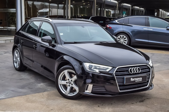 Audi A3 Sportback 1.6 TDI SPORT - Fornova Matosinhos