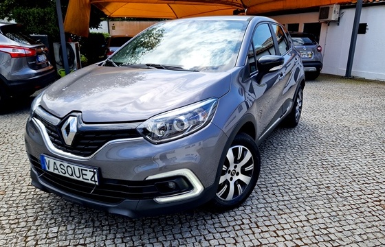 Renault Captur 1.5 dci auto. - Vasquez Automóveis