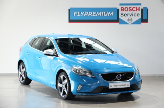 Volvo V40 D2 R-Design - Flypremium Automoveis Lda