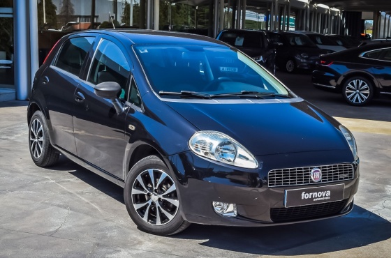 Fiat Punto 1.3 MJET DYNAMIC - Fornova Matosinhos