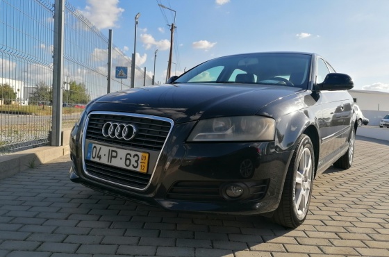 Audi A3 SPORTBACK 1.6 TDI SPORT - Unicar, Lda