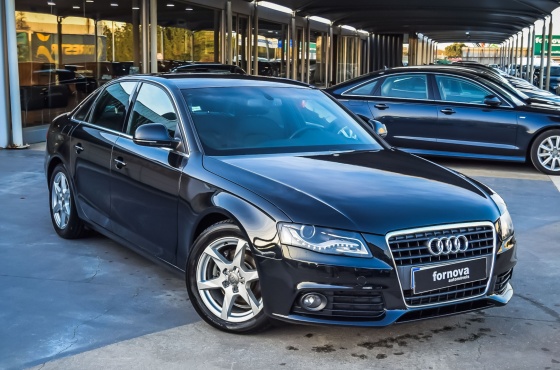 Audi A4 2.0 TDI SPORT - Fornova Matosinhos