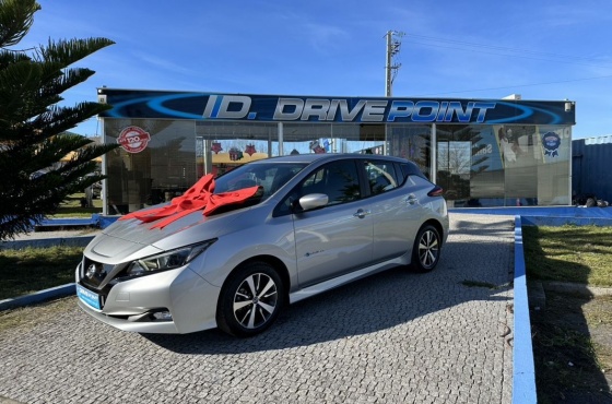 Nissan Leaf Tekna - Drive Point