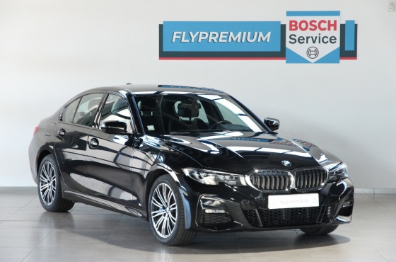 BMW 330 e Pack M - Flypremium Automoveis Lda