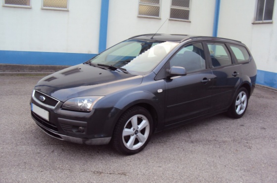 Ford Focus SW 1.6 tdci connection 90cv - AUTO SIMPATIA LDA