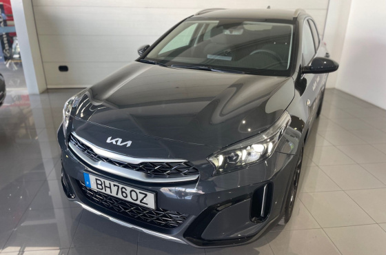 Kia XCeed 1.0 T-GDi 6MT DRIVE - GOCIAL SGPS